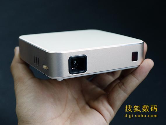 **动感影院沉浸式体验 | 4D动感座椅特效 | 家庭亲子动感影院推荐**