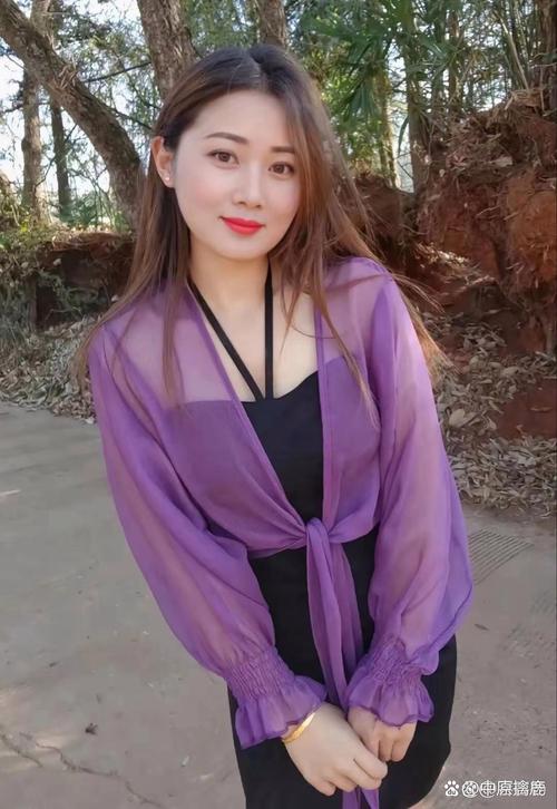 根据您的要求，基于“少妇 2”生成的SEO标题如下：

**少妇2剧情深度解析：情感纠葛与人物关系全梳理，第二季看点揭秘**