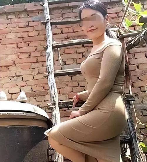 狂干女秘书的相关介绍