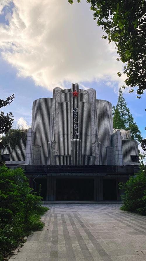 面包影院最新免费追剧神器｜高清无广告在线观看｜2024热门影视资源大全