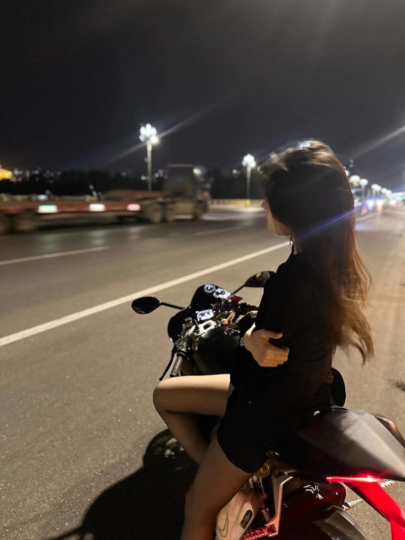 夜夜骑夜夜骑影院在线观看 | 高清无广告畅享夜夜骑视频资源 | 最新夜夜骑影院推荐与热门合集