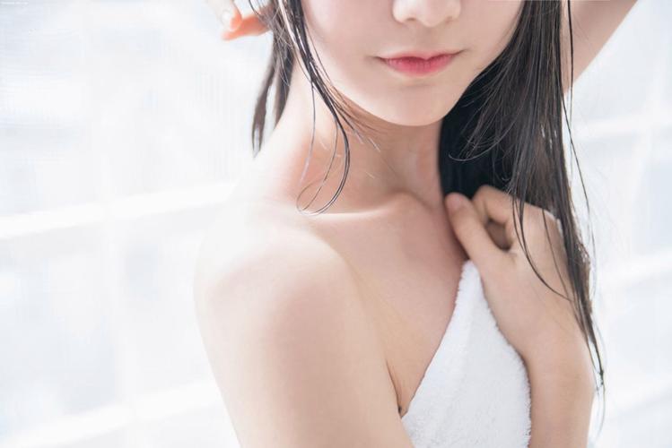 久久久久人妻少妇精品色的相关介绍