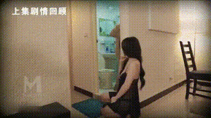 根据您的需求，为您生成一个符合SEO优化要求的标题：

**欧美另类熟妇风尚：解锁成熟魅力与独特个性穿搭的时尚密码**

包含的长尾关键词：
1. 欧美另类熟妇穿搭
2. 成熟女性个性造型
3. 熟龄时尚搭配技巧